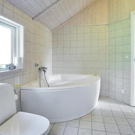 V Asnæs