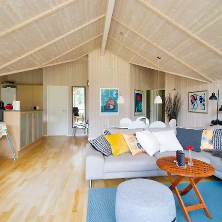 V Holiday home *