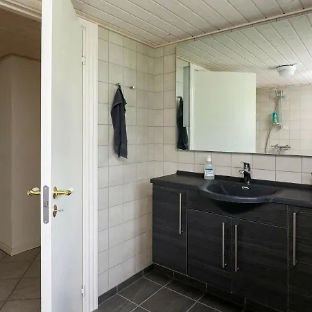 Holiday home V
